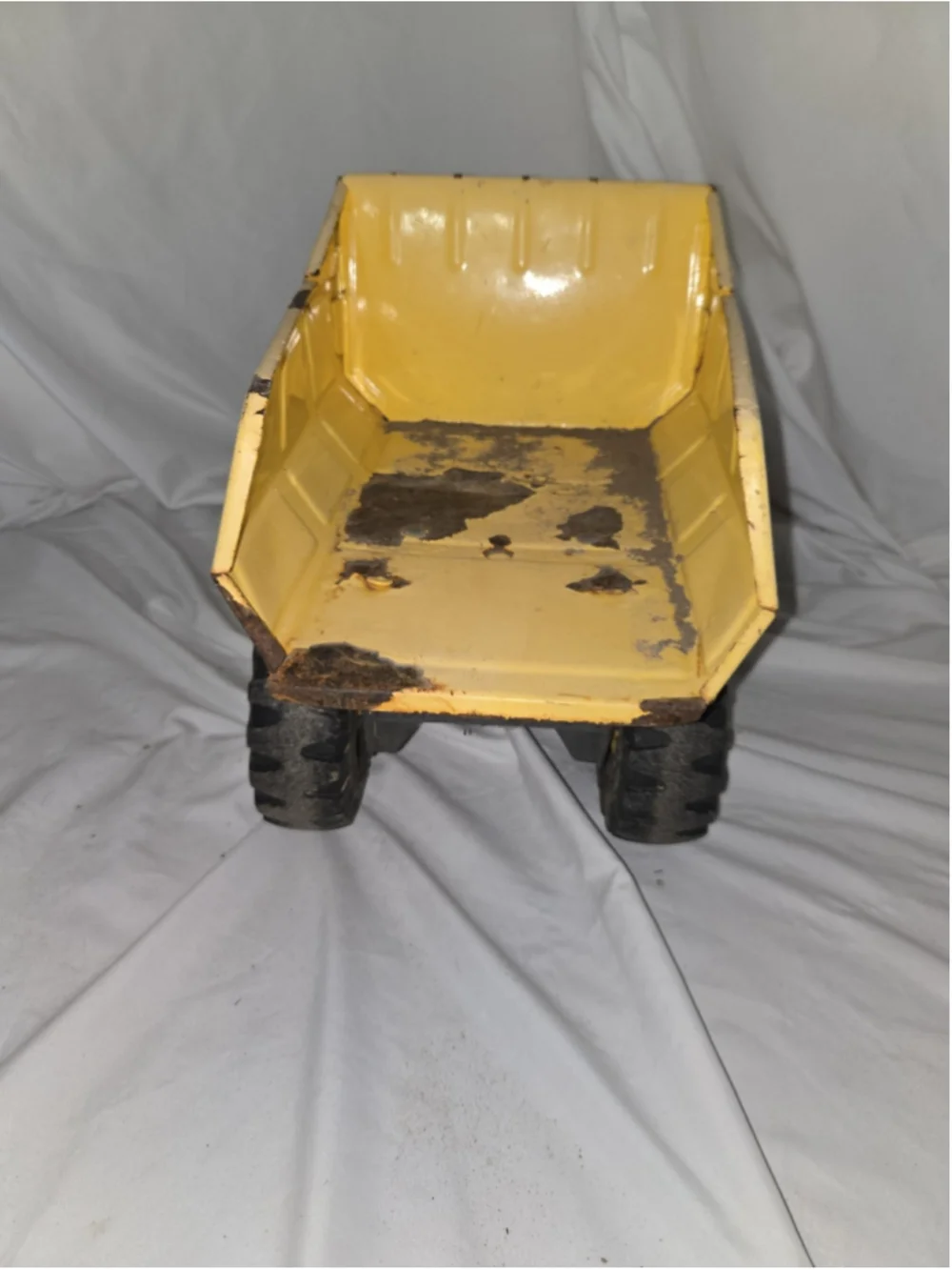 Vintage Tonka Dump Truck XMB 975 Yellow 1999 Metal And Plastic
